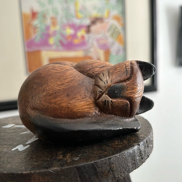 Sleeping Wooden Carved Vintage Cat - Picture 1 of 6